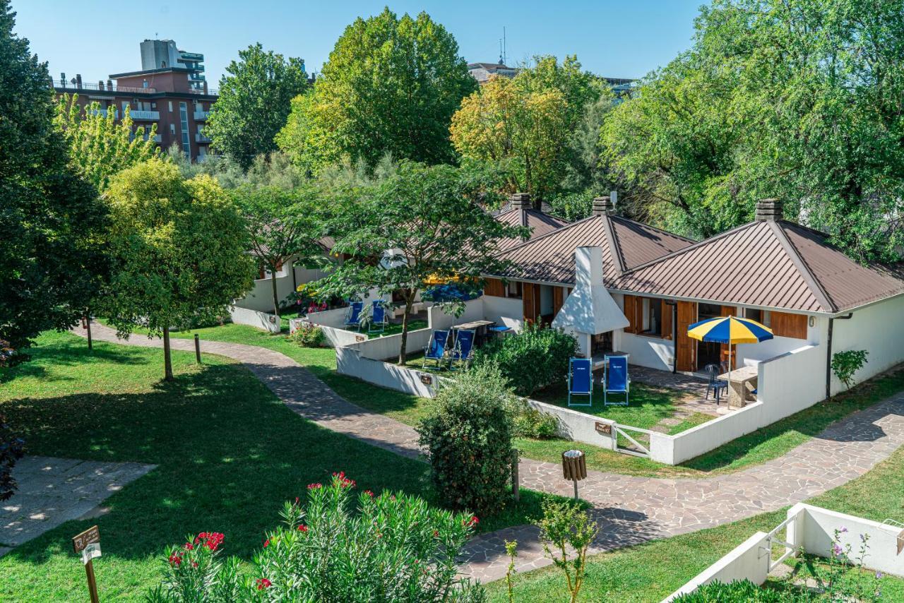 Vakantiepark Villaggio Nidos 3*