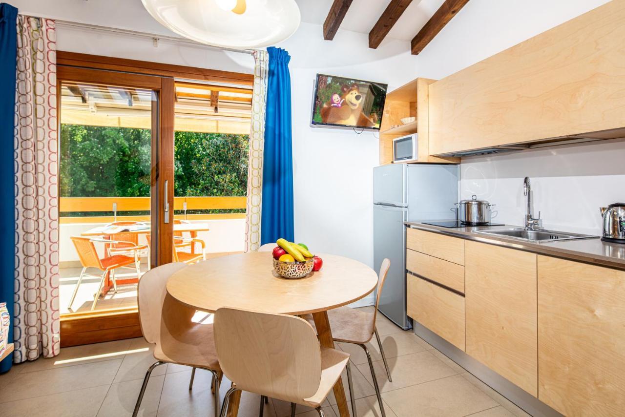 Villaggio Nidos Holiday park 3*