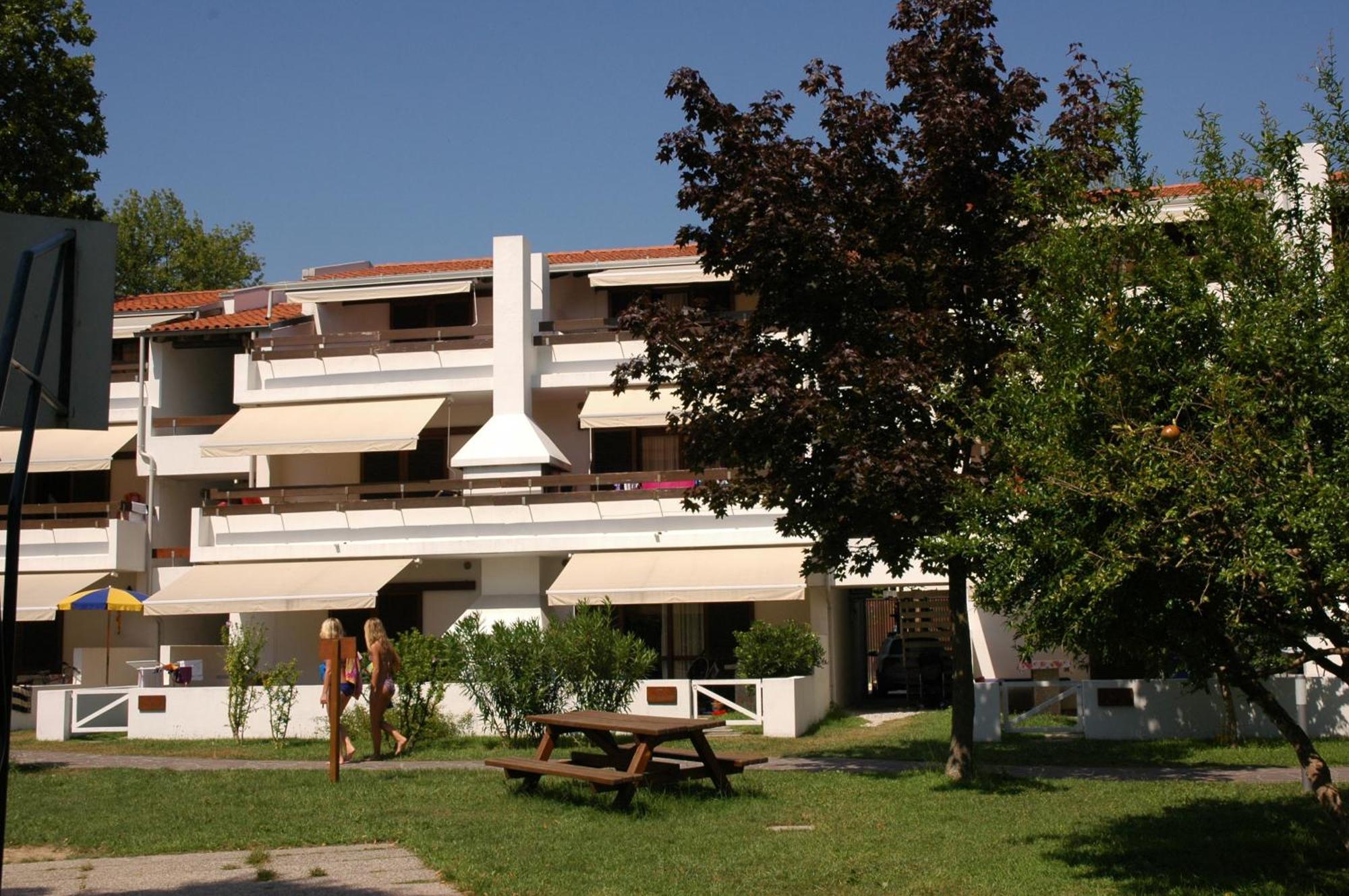 Holiday park Villaggio Nidos